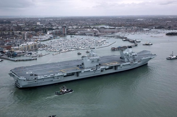 ЦУРИ “КРАЉИЦА ЕЛИЗАБЕТА”: Нови британски носач авиона пропушта воду